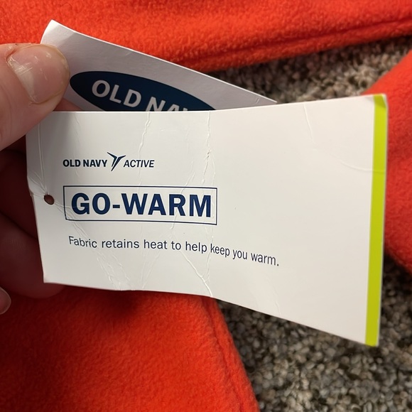 NWT Women’s Old Navy active pullover size small - Picture 3 of 7